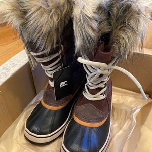 Sorel Joan of the Artic boots